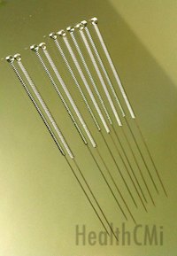 A 34 gauge needle set is in this image. 