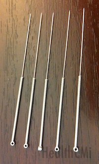 An example of a 32 guage, 1 inch acupuncture needle. 